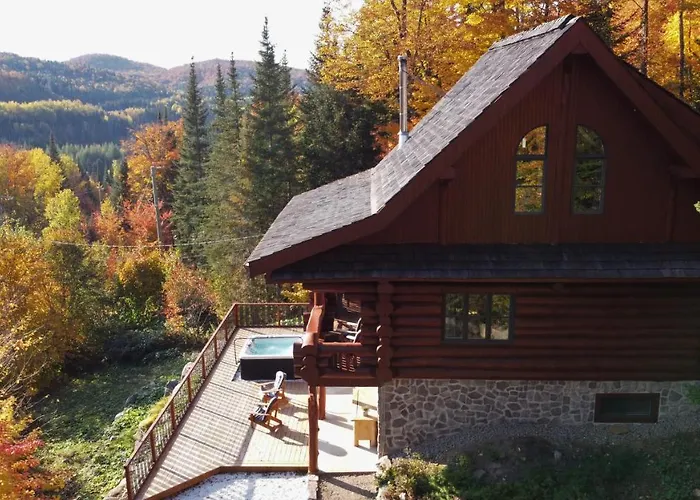 Breathtaking Log House With Hottub - Summer Paradise In Tremblant