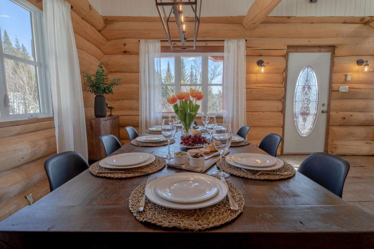 Chalet Breathtaking Log House With Hottub - Winter Paradise In Tremblant Saint-Faustin