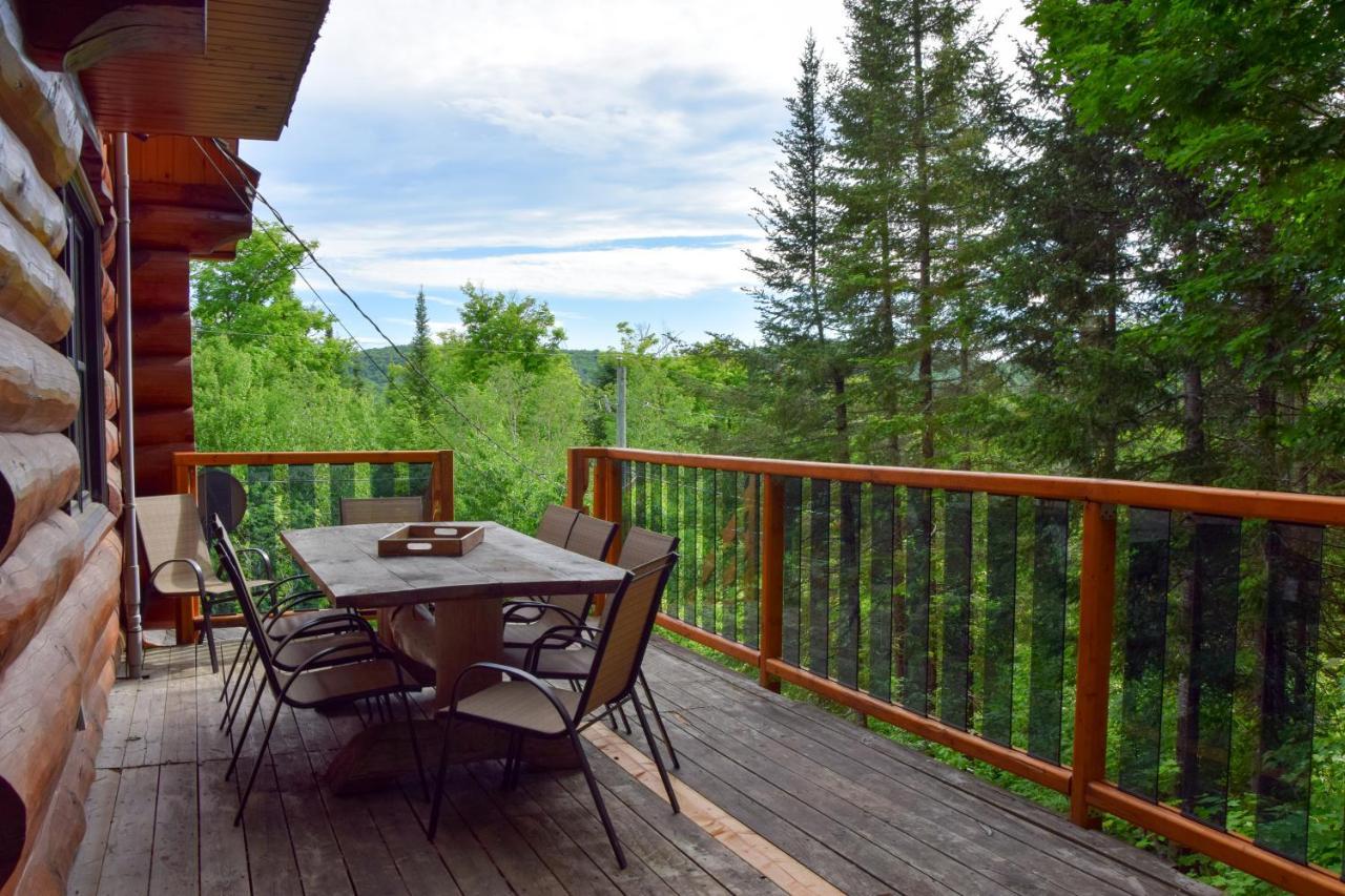 Breathtaking Log House With Hottub - Winter Paradise In Tremblant *